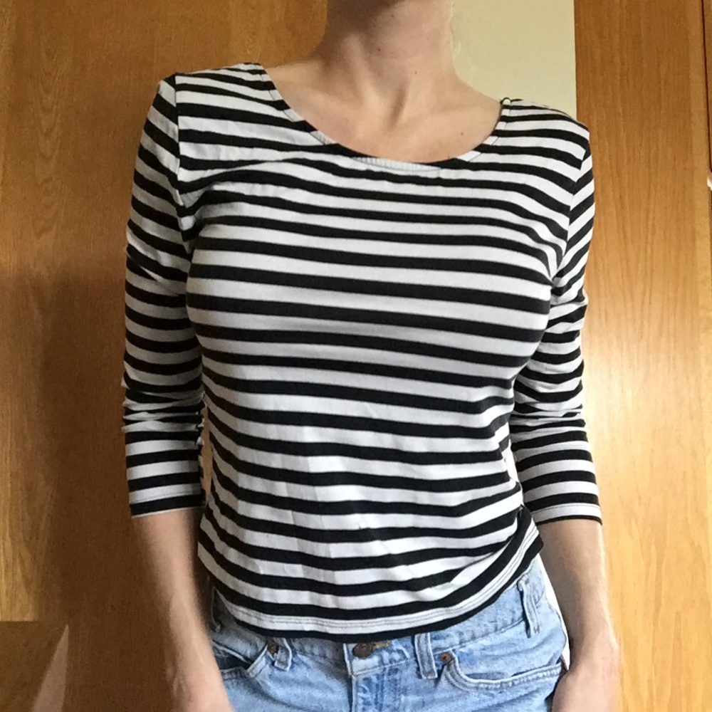 Striped 3/4 length sleeve